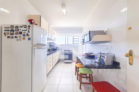 Apartamento para alugar com 141m², 3 quartos e 1 vagaCozinha