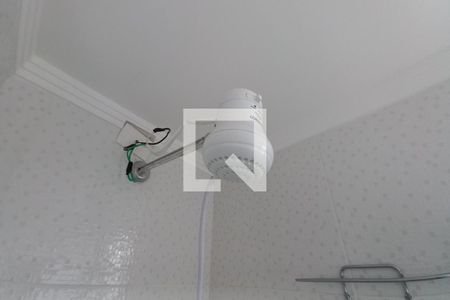 Apartamento para alugar com 53m², 2 quartos e 1 vaga Apartamento para alugar com 53m², 2 quartos e 1 vagaDetalhe do banheiro