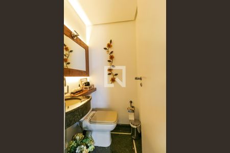 Lavabo de apartamento à venda com 3 quartos, 125m² em Real Parque, São Paulo