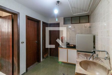 Casa à venda com 400m², 3 quartos e 4 vagas Casa à venda com 400m², 3 quartos e 4 vagasÁrea de Serviço