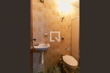 Casa à venda com 400m², 3 quartos e 4 vagas Casa à venda com 400m², 3 quartos e 4 vagasÁrea de Serviço