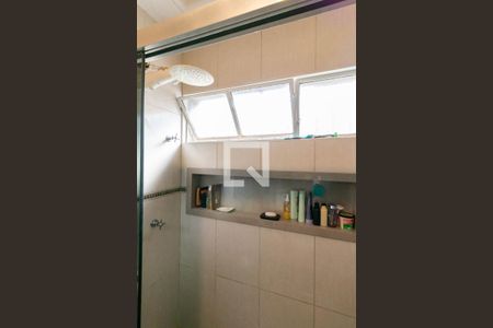 Casa à venda com 400m², 3 quartos e 4 vagas Casa à venda com 400m², 3 quartos e 4 vagasBanheiro Social