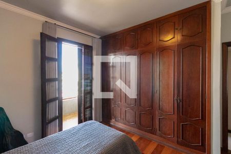 Casa à venda com 400m², 3 quartos e 4 vagas Casa à venda com 400m², 3 quartos e 4 vagasQuarto 1