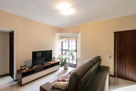 Casa à venda com 400m², 3 quartos e 4 vagas Casa à venda com 400m², 3 quartos e 4 vagasSala 2