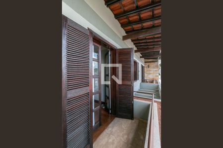Casa à venda com 400m², 3 quartos e 4 vagas Casa à venda com 400m², 3 quartos e 4 vagasQuarto Suíte