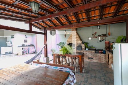 Casa à venda com 400m², 3 quartos e 4 vagas Casa à venda com 400m², 3 quartos e 4 vagasVaranda gourmet