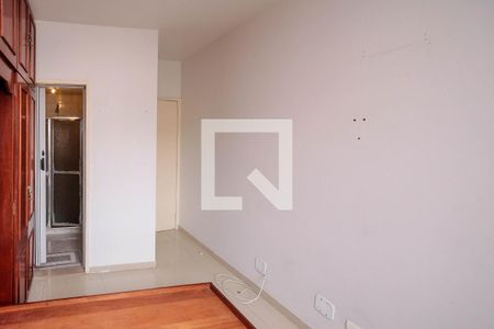 Apartamento à venda com 75m², 3 quartos e 1 vagaSuíte