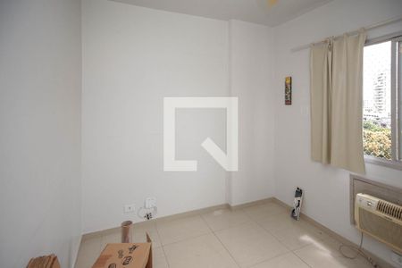 Apartamento à venda com 75m², 3 quartos e 1 vagaQuarto 2