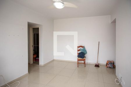 Apartamento à venda com 75m², 3 quartos e 1 vagaSala