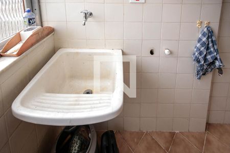 Apartamento à venda com 75m², 3 quartos e 1 vagaÁrea de Serviço