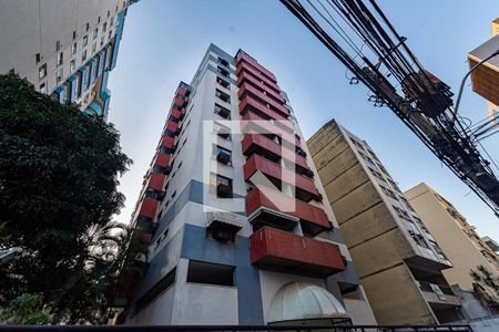 Apartamento para alugar com 79m², 2 quartos e 1 vagaFachada