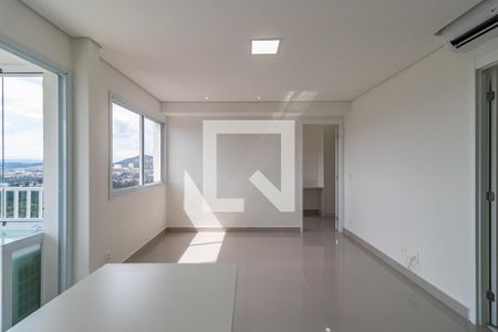 Sala de apartamento para alugar com 1 quarto, 53m² em Alphaville Empresarial, Barueri