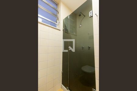 Apartamento para alugar com 65m², 2 quartos e sem vaga Apartamento para alugar com 65m², 2 quartos e sem vagaBanheiro social