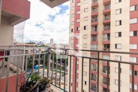 Varanda de apartamento à venda com 3 quartos, 76m² em Vila Carlos de Campos, São Paulo