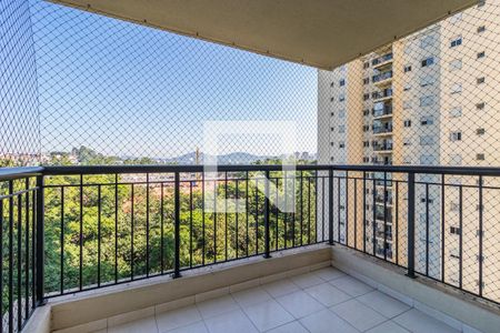 Sala de apartamento para alugar com 3 quartos, 87m² em Jardim Tupanci, Barueri