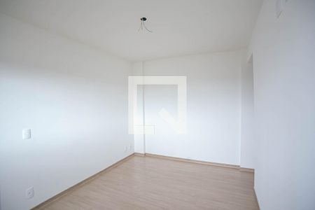 Sala  de apartamento para alugar com 2 quartos, 48m² em Planalto, Belo Horizonte