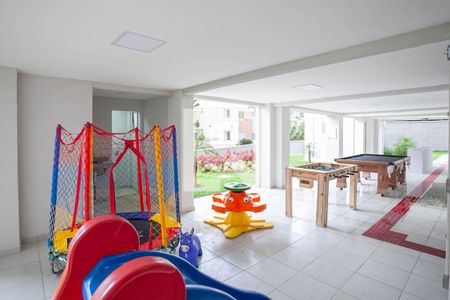 Apartamento para alugar com 48m², 2 quartos e 1 vaga Apartamento para alugar com 48m², 2 quartos e 1 vagaÁrea Comum - Playground