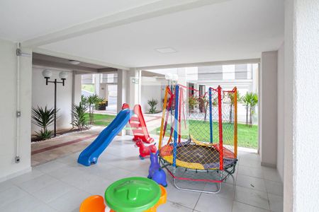Apartamento para alugar com 48m², 2 quartos e 1 vaga Apartamento para alugar com 48m², 2 quartos e 1 vagaÁrea Comum - Playground
