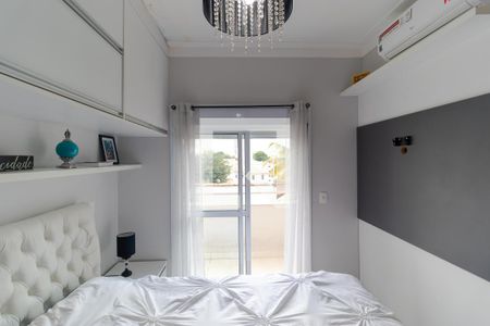 Casa de condomínio à venda com 100m², 3 quartos e 2 vagasSuíte