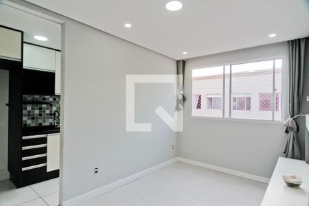 Sala de apartamento para alugar com 2 quartos, 41m² em Jardim das Gracas, São Paulo