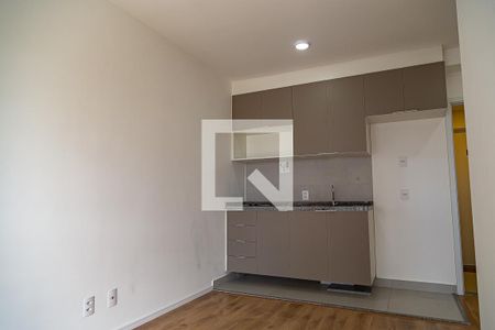 Sala e Cozinha de apartamento à venda com 1 quarto, 29m² em Vila Santa Catarina, São Paulo