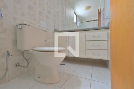 Apartamento à venda com 98m², 3 quartos e 2 vagasBanheiro da Suíte