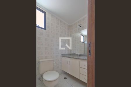 Apartamento à venda com 98m², 3 quartos e 2 vagasBanheiro da Suíte