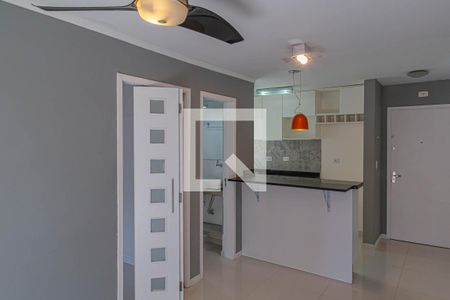 Apartamento à venda com 40m², 1 quarto e 1 vaga Apartamento à venda com 40m², 1 quarto e 1 vagaSala