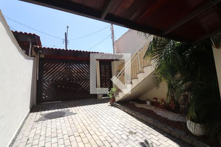 Casa à venda com 275m², 3 quartos e 6 vagasGaragem