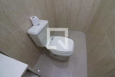 Casa à venda com 275m², 3 quartos e 6 vagasBanheiro  Área de Serviço