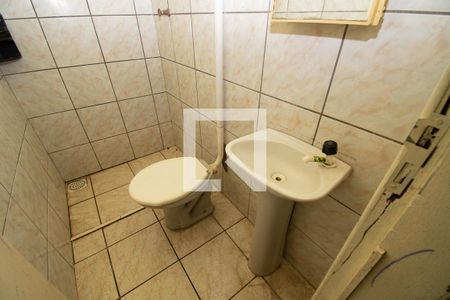 banheiro de apartamento para alugar com 2 quartos, 65m² em Feitoria, São Leopoldo