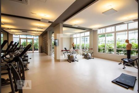 Studio para alugar com 34m², 1 quarto e 1 vaga Studio para alugar com 34m², 1 quarto e 1 vagaAcademia