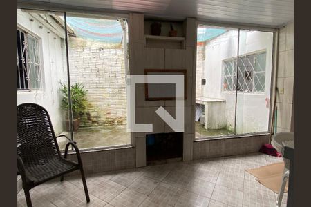 Casa à venda com 150m², 2 quartos e 1 vaga Casa à venda com 150m², 2 quartos e 1 vagaÁrea gourmet - Churrasqueira