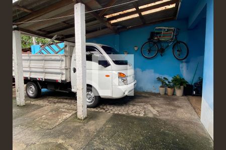 Garagem de casa à venda com 2 quartos, 150m² em Rubem Berta, Porto Alegre