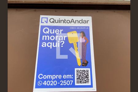 Fachada plaquinha  de casa à venda com 2 quartos, 150m² em Rubem Berta, Porto Alegre