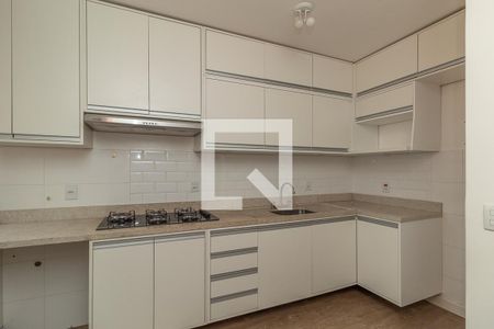 Cozinha de apartamento à venda com 1 quarto, 48m² em Vila Jardim, Porto Alegre