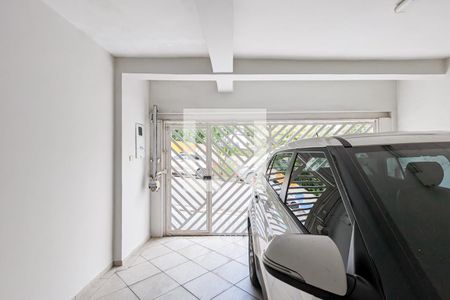 Casa à venda com 205m², 3 quartos e 2 vagas Casa à venda com 205m², 3 quartos e 2 vagasGaragem