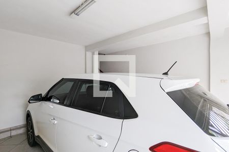 Casa à venda com 205m², 3 quartos e 2 vagas Casa à venda com 205m², 3 quartos e 2 vagasGaragem