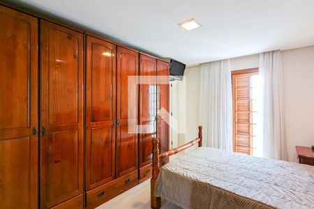 Casa à venda com 205m², 3 quartos e 2 vagas Casa à venda com 205m², 3 quartos e 2 vagasQuarto da suíte 1