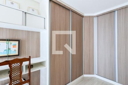 Casa à venda com 205m², 3 quartos e 2 vagas Casa à venda com 205m², 3 quartos e 2 vagasQuarto da suíte 3