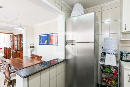 Casa à venda com 205m², 3 quartos e 2 vagas Casa à venda com 205m², 3 quartos e 2 vagasCozinha