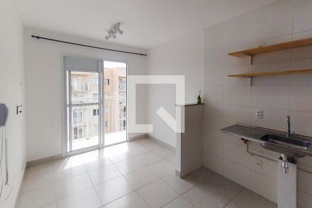 Sala e cozinha de apartamento à venda com 2 quartos, 36m² em Mooca, São Paulo