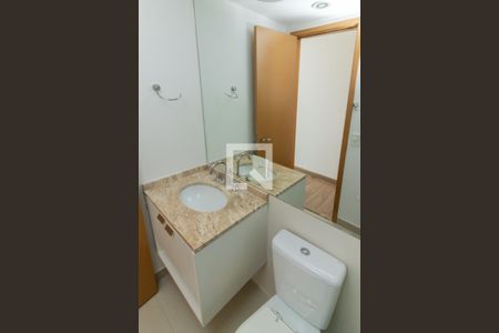 Apartamento à venda com 64m², 2 quartos e 1 vaga Apartamento à venda com 64m², 2 quartos e 1 vagaBanheiro Social