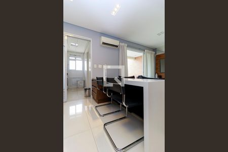 Apartamento para alugar com 102m², 2 quartos e 2 vagas Apartamento para alugar com 102m², 2 quartos e 2 vagasCozinha