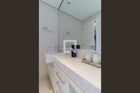 Apartamento para alugar com 102m², 2 quartos e 2 vagas Apartamento para alugar com 102m², 2 quartos e 2 vagasSuíte 2 - Banheiro