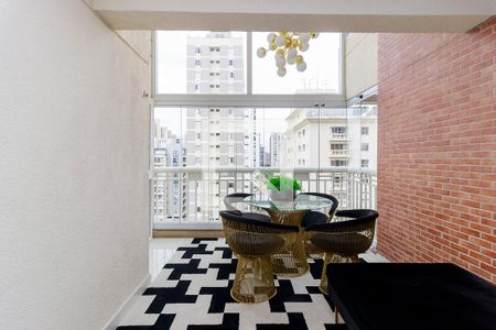 Apartamento para alugar com 102m², 2 quartos e 2 vagas Apartamento para alugar com 102m², 2 quartos e 2 vagasSala - Varanda