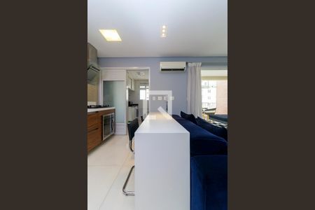 Apartamento para alugar com 102m², 2 quartos e 2 vagas Apartamento para alugar com 102m², 2 quartos e 2 vagasCozinha