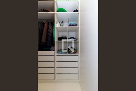 Apartamento para alugar com 102m², 2 quartos e 2 vagas Apartamento para alugar com 102m², 2 quartos e 2 vagasSuíte 2 - Closet