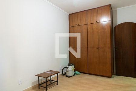 Quarto 2 de casa para alugar com 2 quartos, 100m² em Conjunto Residencial Butanta, São Paulo