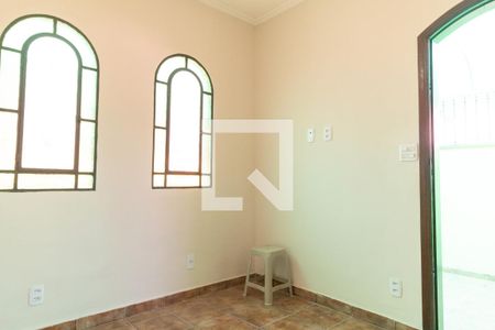 Sala de casa para alugar com 2 quartos, 100m² em Conjunto Residencial Butanta, São Paulo